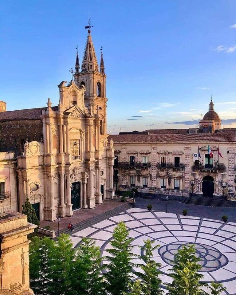 Le 2 Volte Casa Vacanza Ачиреале Экстерьер фото