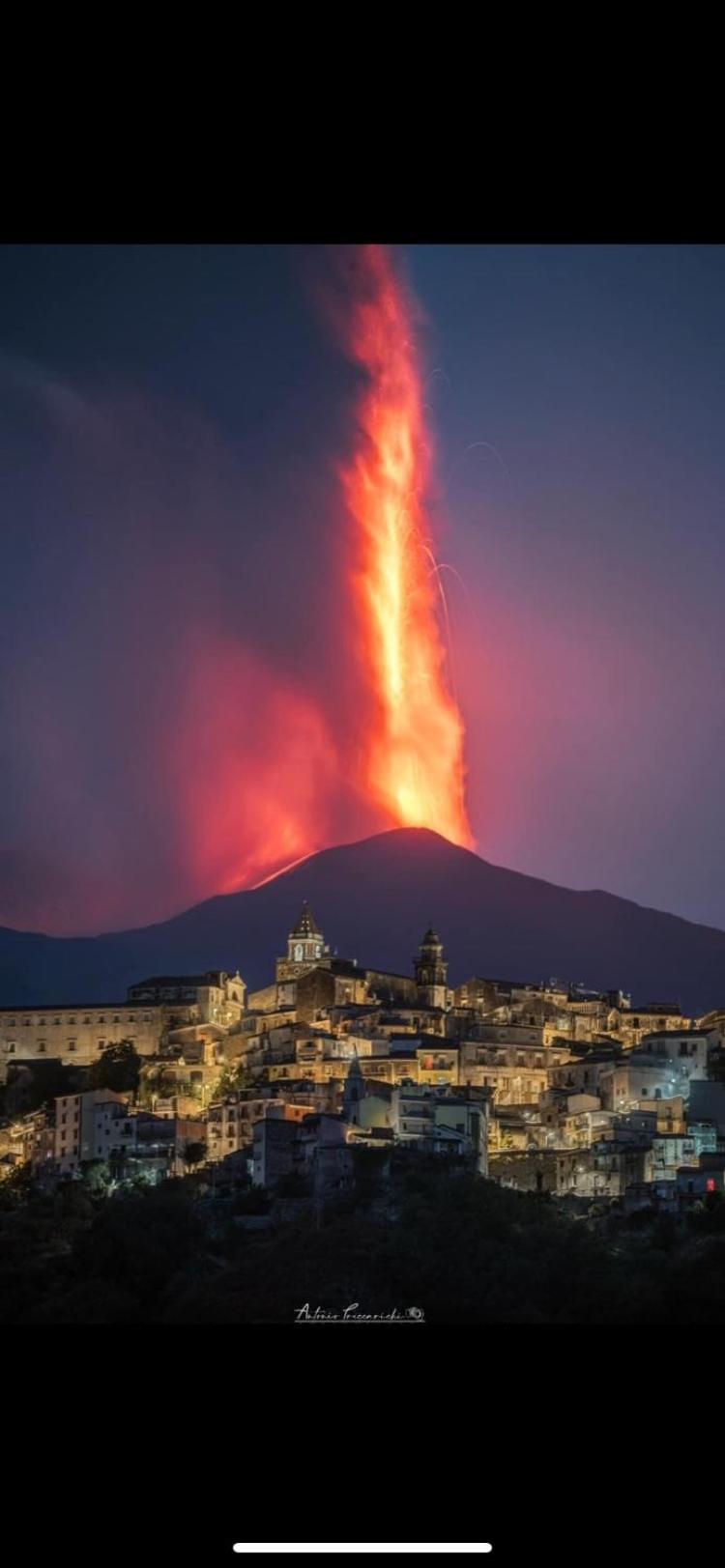 Le 2 Volte Casa Vacanza Ачиреале Экстерьер фото